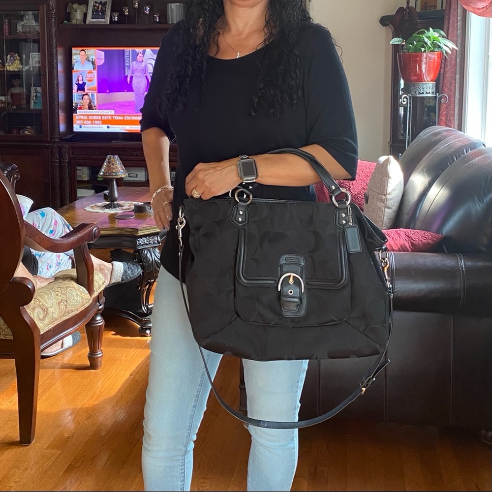 Coach Campbell Signature Izzy Satchell